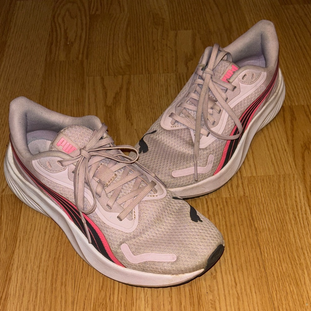 Puma Women's Pounce Lite Pink and Black Athletic Shoes Size 6